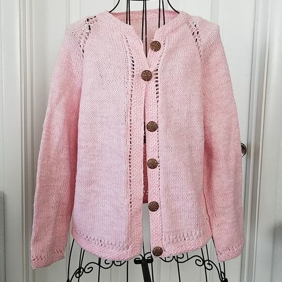 Hand Knitted Vintage Pink Skirt Set – 3-Piece Women’s Outfit Retro Style - Picture 2 of 4